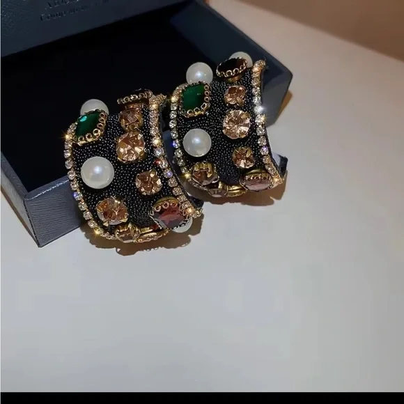 Glamorous Black & Gold Wide Cuff earrings with Emerald Crystals and Pearls - Picture 7 of 12